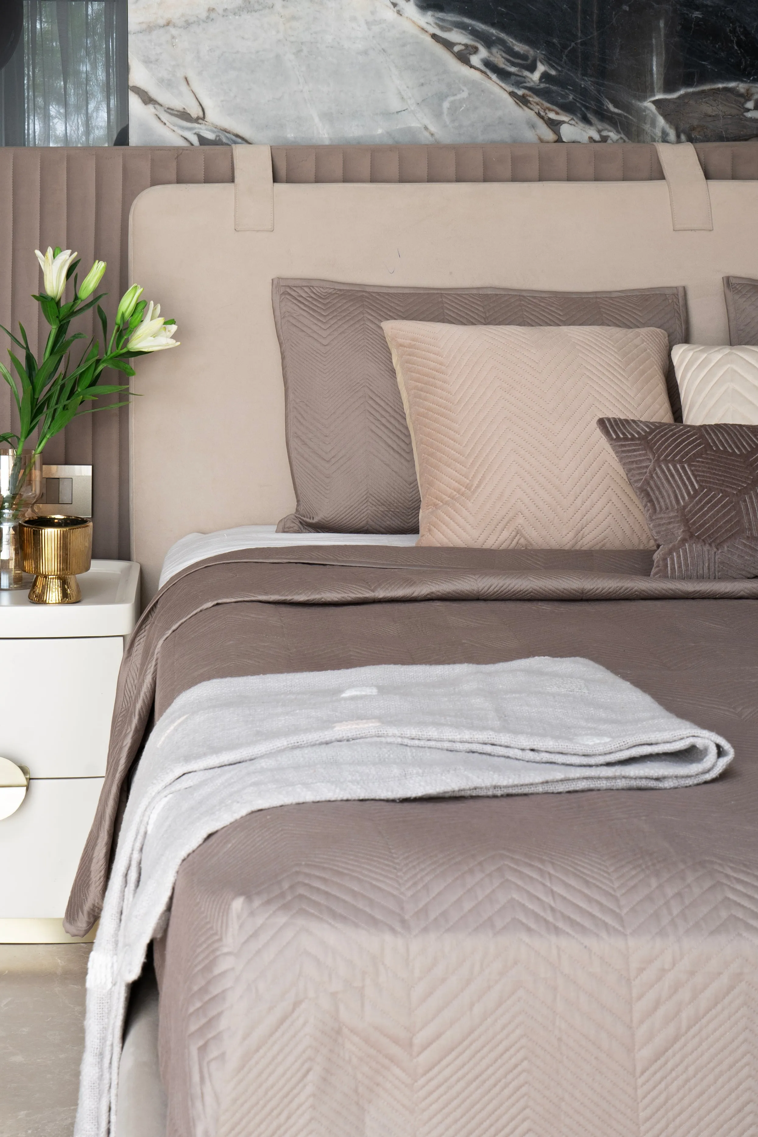 Beige Bliss - Bedspread