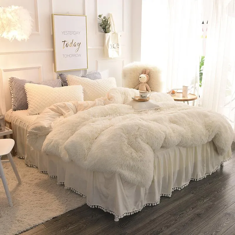 Famvotar Luxury Plush Shaggy Bedding Set (1 Faux Fur Duvet Cover 1 Quilted Ruffle Bedskirt 2 Pompoms Fringe Pillow Shams)