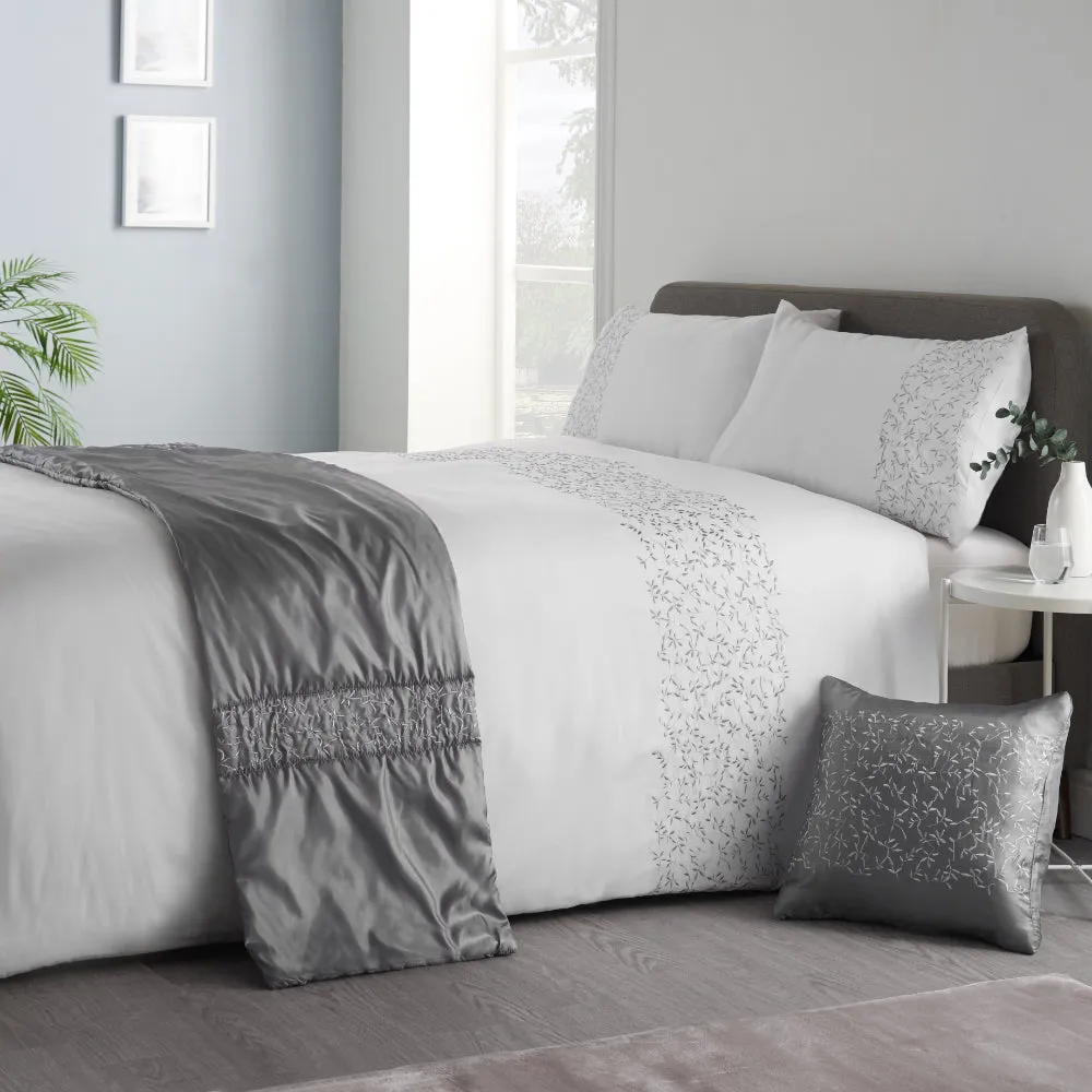 Leaf Trail Complete Bedding Set - Silver (Bed in a bag)