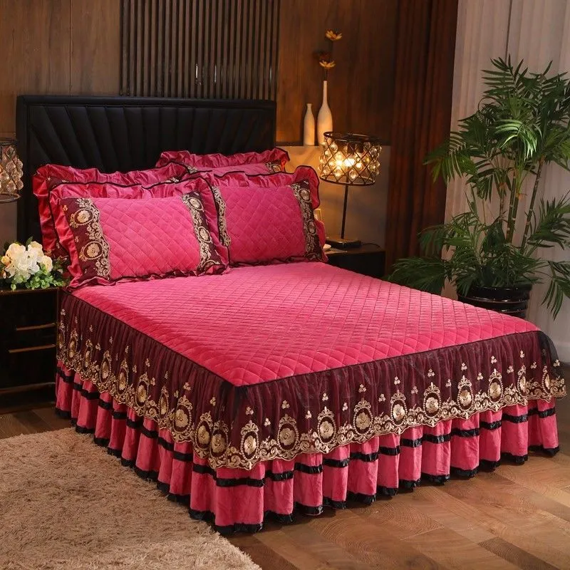 Luxury Velvet Plush Bedspread with Quilted Embossing