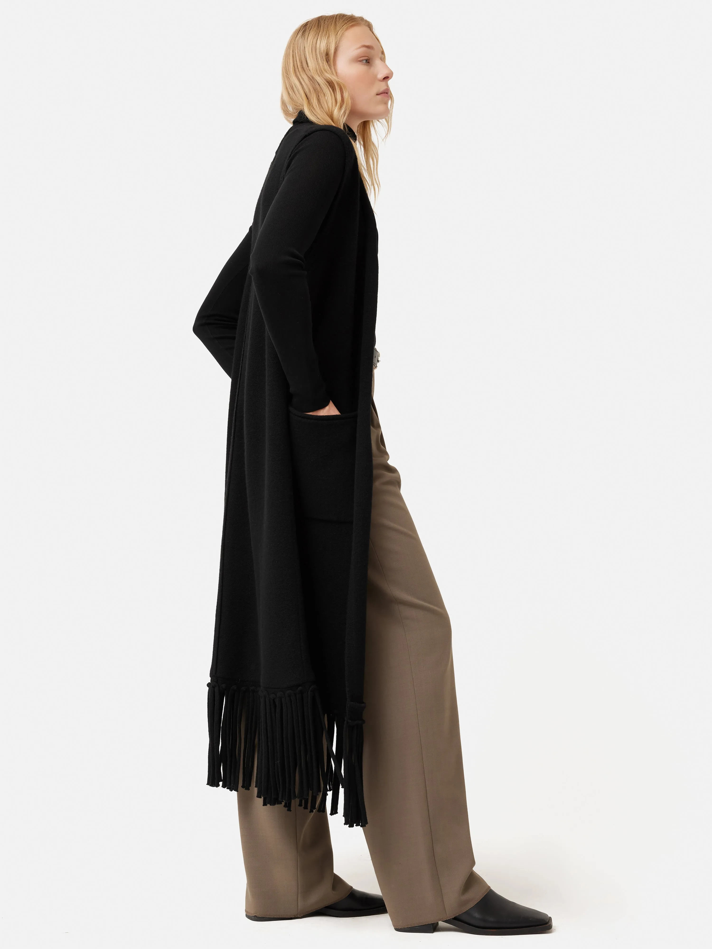 Merino Fringed Gilet | Black