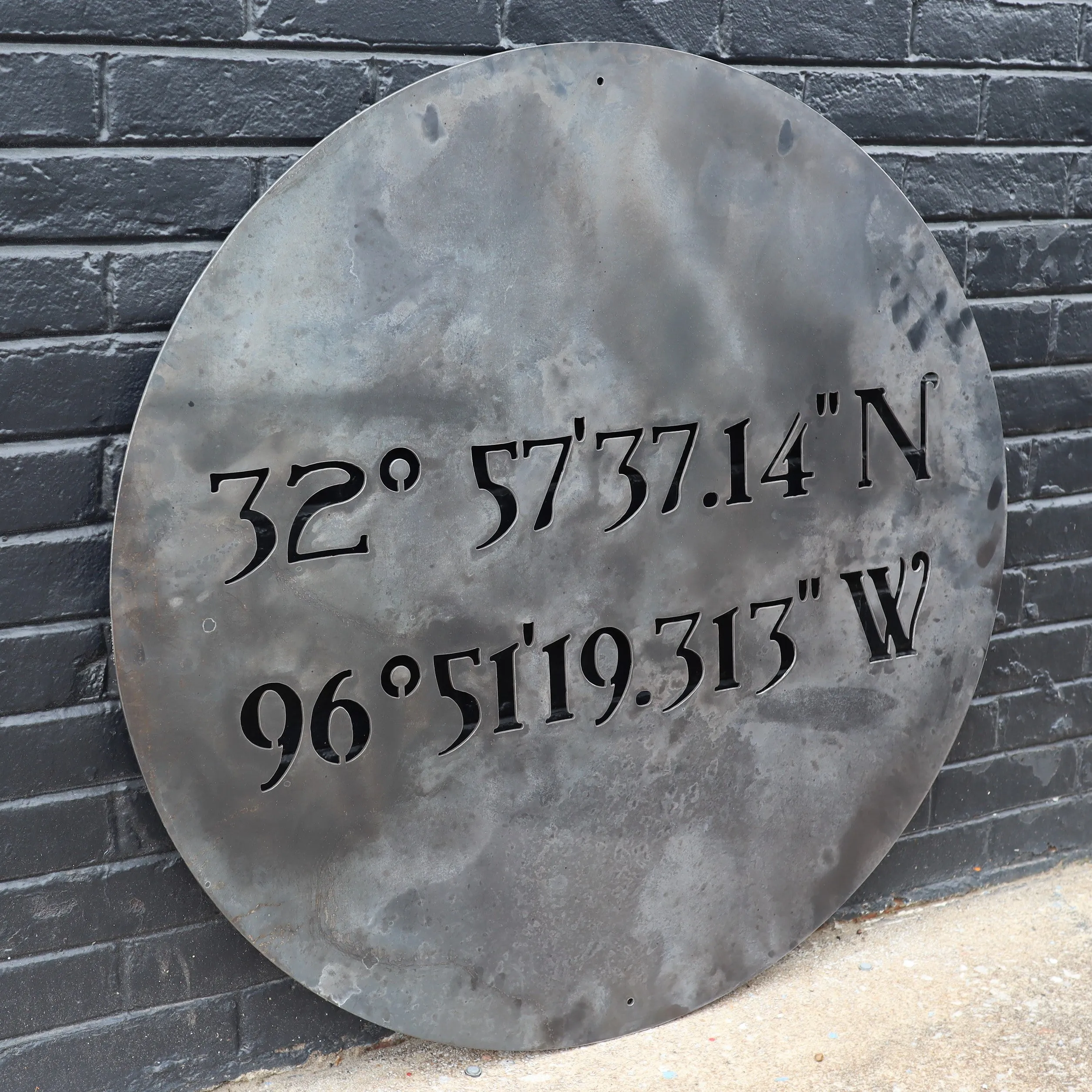 Personalized Minimalist Metal Coordinates Sign - Rustic Round Circle Wall Decor