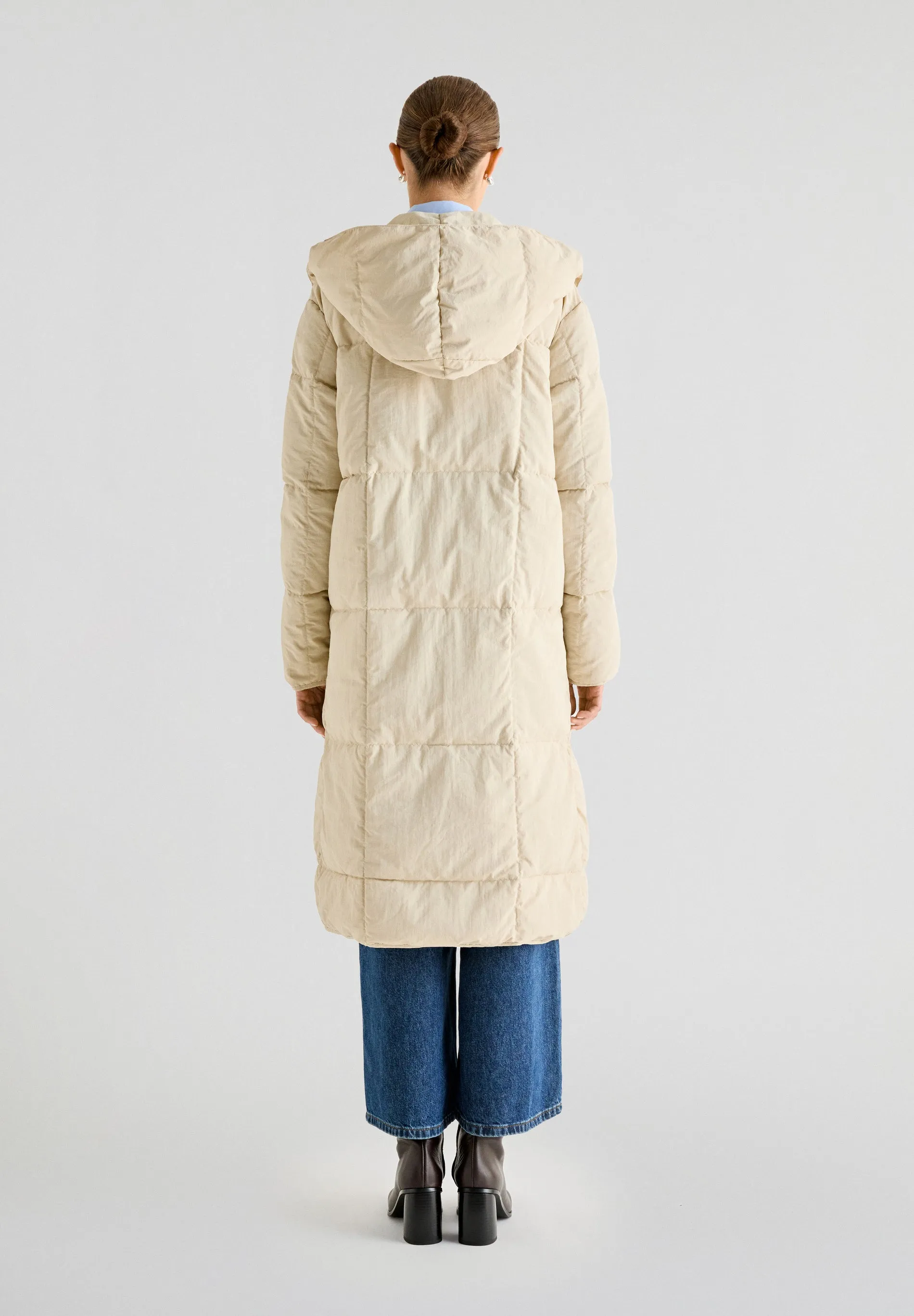 QUILTED COAT WITH REMOVABLE HOOD